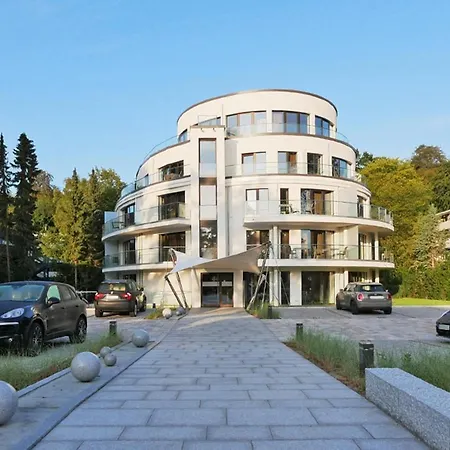 Apartment White Pearl 3.06